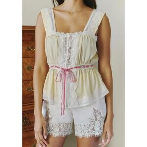 NWT Sorella Avita Velvet Ribbon Lace Trim Top in Butter Yellow - Size 4
